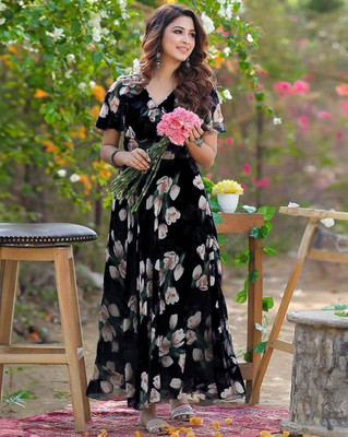 Fashion2wear Flared/A-line Gown(Black)