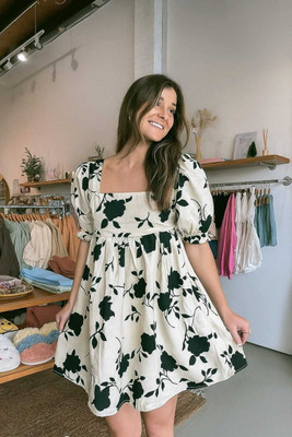 Fashion2wear Women Skater White, Green Above Knee/Mid Thigh Length Dress