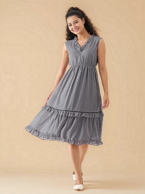 AASK Women Fit and Flare Grey Knee Length Dress