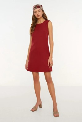 Trendyol Women Shift Maroon Dress