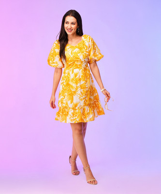 Globus Women Fit and Flare Yellow, White Knee Length Dress