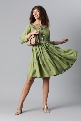 Highlight fashion export Women Pleated Green Dress