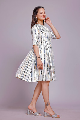 SITARAM FASHIION Women Fit and Flare White, Blue Knee Length Dress