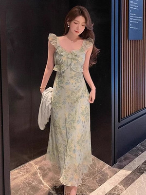 bebe Women A-line Green Midi/Calf Length Dress