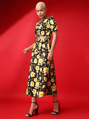 PURVAJA Women Fit and Flare Black, Yellow Maxi/Full Length Dress