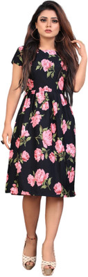 HOUSE OFF COMMON Women A-line Gold Below Knee Dress