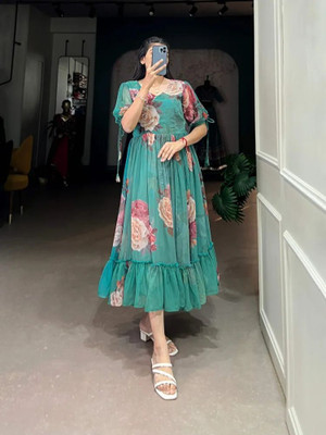 Fashion2wear Women Fit and Flare Light Green Midi/Calf Length Dress