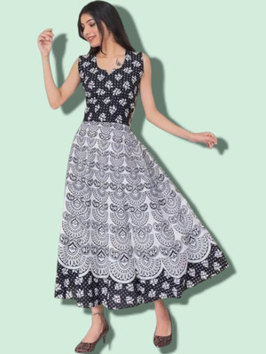 Tankavis Women Gown Black Knee Length Dress