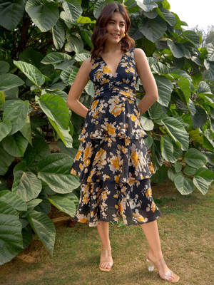 RARE Women Fit and Flare Black Midi/Calf Length Dress