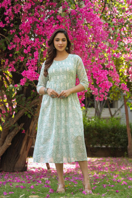 aaraas Women Fit and Flare Green, White Below Knee Dress