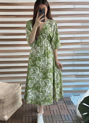 RAAM TEXTILE Women Gown Green Knee Length Dress