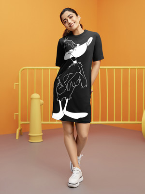 BEWAKOOF Women T Shirt Black, White Knee Length Dress