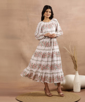 W Women A-line Green, White, Red Midi/Calf Length Dress