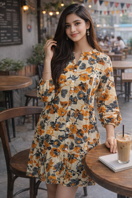 VRITIKA V Women Fit and Flare Multicolor Knee Length Dress