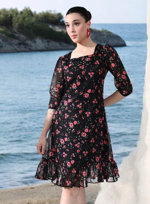 SAKSHI TRADER Women A-line Multicolor Knee Length Dress