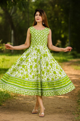 Dream of style Women Maxi Green Midi/Calf Length Dress