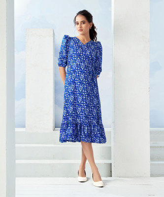 Selvia Women A-line Blue Below Knee Dress