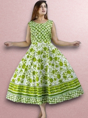 Tankavi Women Fit and Flare Green Knee Length Dress