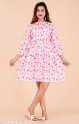 VRVastra Women Fit and Flare Pink Dress