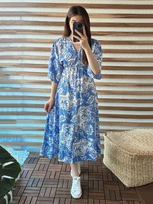 Fashion2wear Women Fit and Flare Light Blue Below Knee Dress