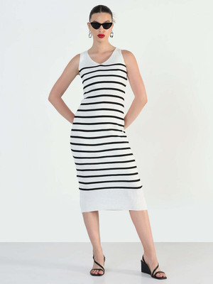 SHOWOFFFF Women Bodycon White Midi/Calf Length Dress