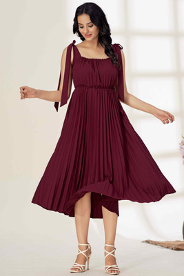 Glomee Women Pleated Maroon Midi/Calf Length Dress
