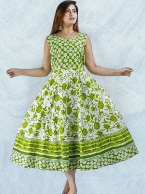 Tankavi Women Fit and Flare Green Knee Length Dress