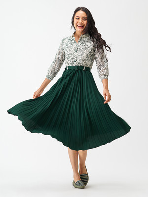 AASK Women Pleated Green Midi/Calf Length Dress