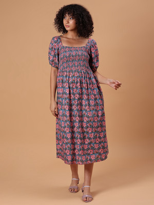 LIMEROAD Women Gathered Blue, Pink Midi/Calf Length Dress
