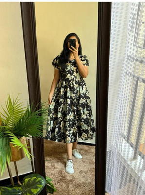 Burundi Blu Women Fit and Flare Black Knee Length Dress