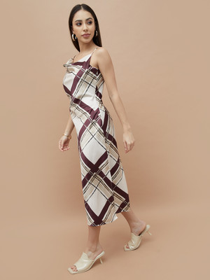 CODE by Lifestyle Women A-line White Midi/Calf Length Dress