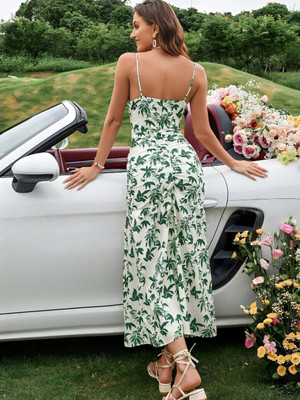 SAKSHI TRADER Women Bodycon Green, White Midi/Calf Length Dress