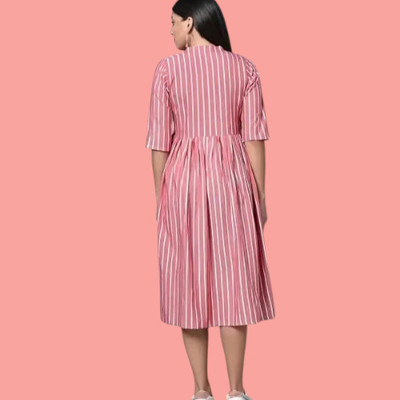 Suhani Fashionmk Women Embroidered Straight Kurta(Green, Pink)