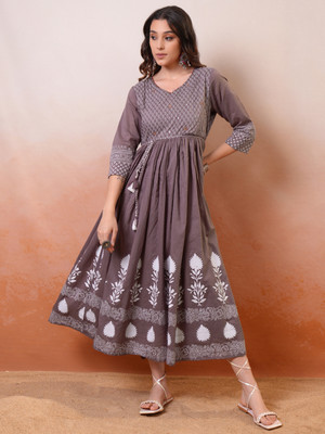 Vishudh Women Fit and Flare Purple Midi/Calf Length Dress