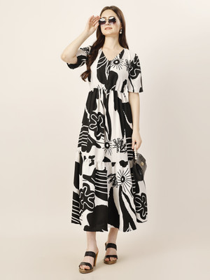 FashFun Women Fit and Flare Black, White Maxi/Full Length Dress