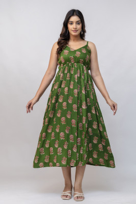 Pragusu Women Maxi Green Full Length Dress