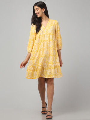 PROMESSE Women Maxi Yellow Knee Length Dress