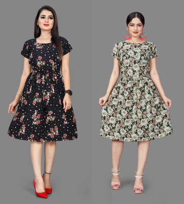 HOUSE OFF COMMON Women Gathered Multicolor Knee Length Dress