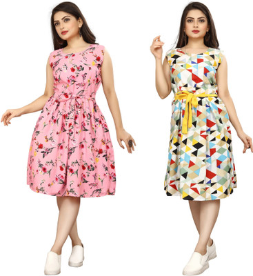 FashhionWorld Women Fit and Flare Multicolor Knee Length Dress