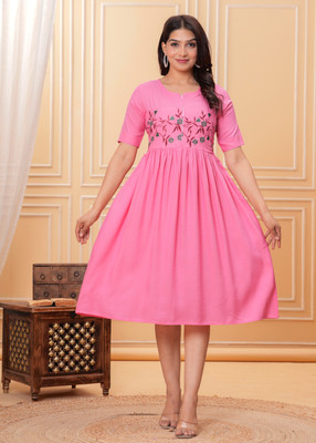 SORTHIYA GROUP Women Fit and Flare Pink Below Knee Dress
