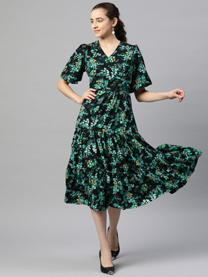 PLUSS Women Fit and Flare Black, Green Midi/Calf Length Dress