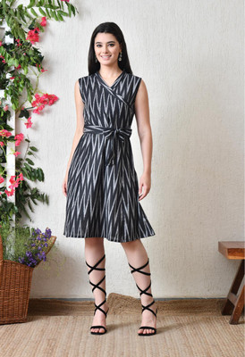 Sangria Women Shift Black Knee Length Dress