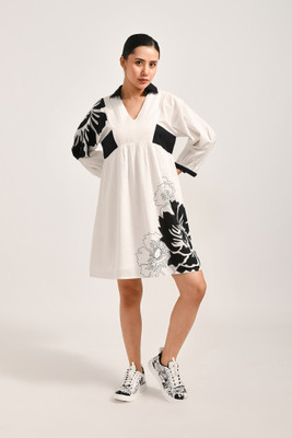 MEERABELLA Women Fit and Flare White Above Knee/Mid Thigh Length Dress