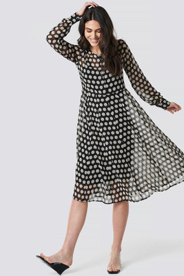 Dressberry Women Fit and Flare Black Below Knee Dress