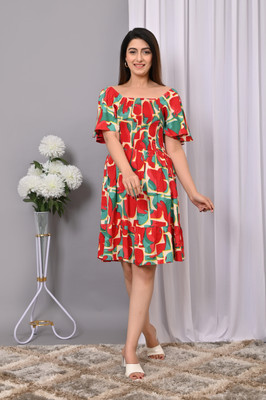 IQRAAR Women Fit and Flare Red, Green Above Knee/Mid Thigh Length Dress