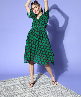 PLUSS Women A-line Green Knee Length Dress