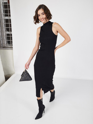 SASSAFRAS Women Bodycon Black Midi/Calf Length Dress