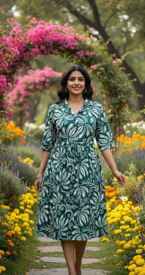 SOFIA COLLECTION Women Gown Dark Green Knee Length Dress