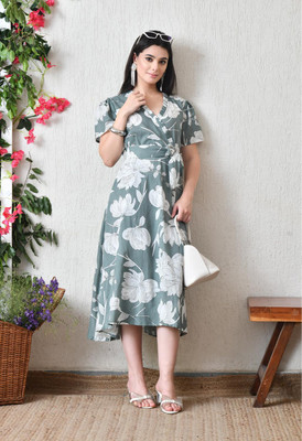 Sangria Women Wrap Green Knee Length Dress