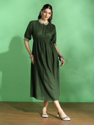 Globus Women Fit and Flare Green Below Knee Dress